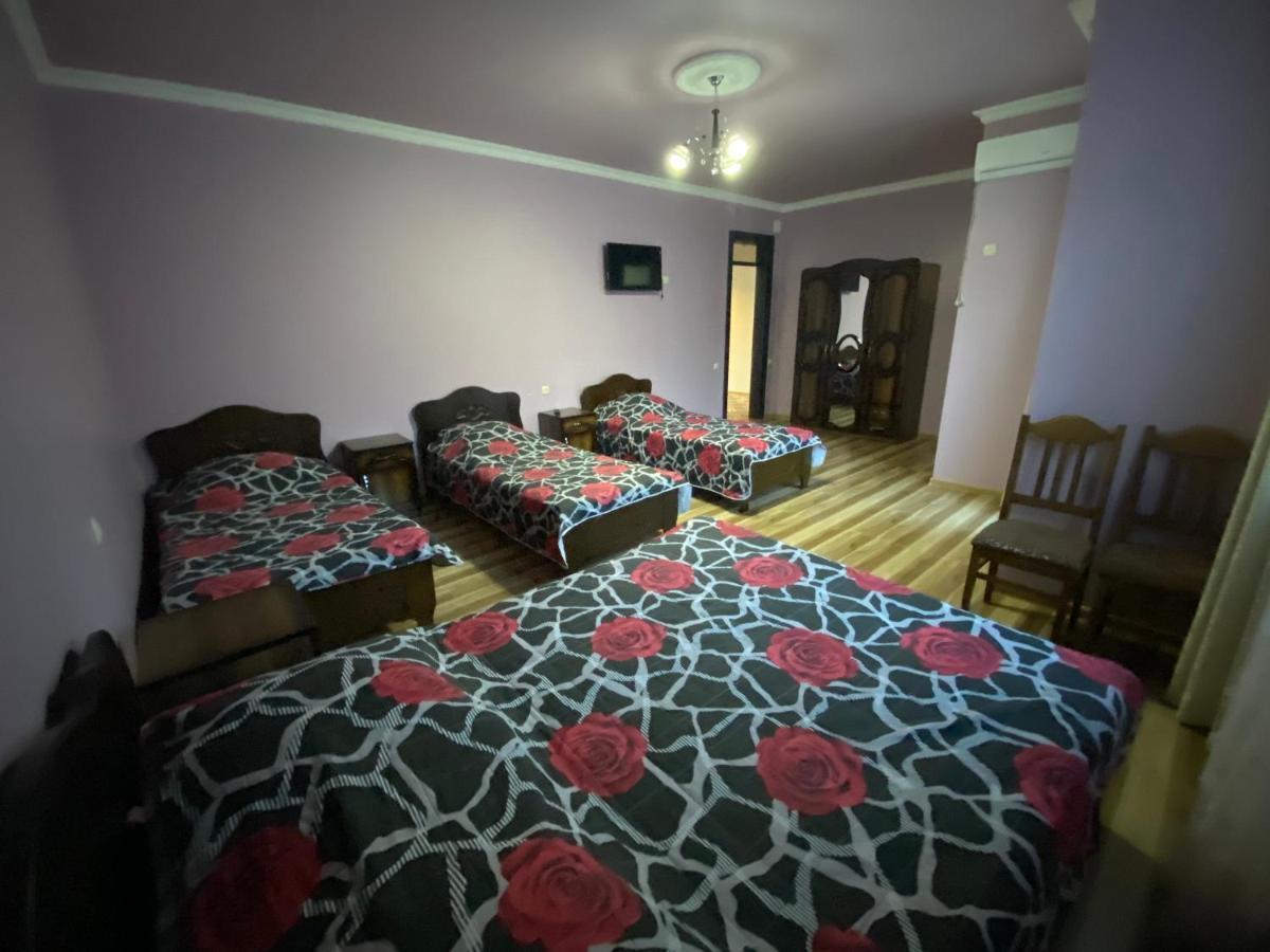 Beliy Dom Hotel Kvariati Exterior photo