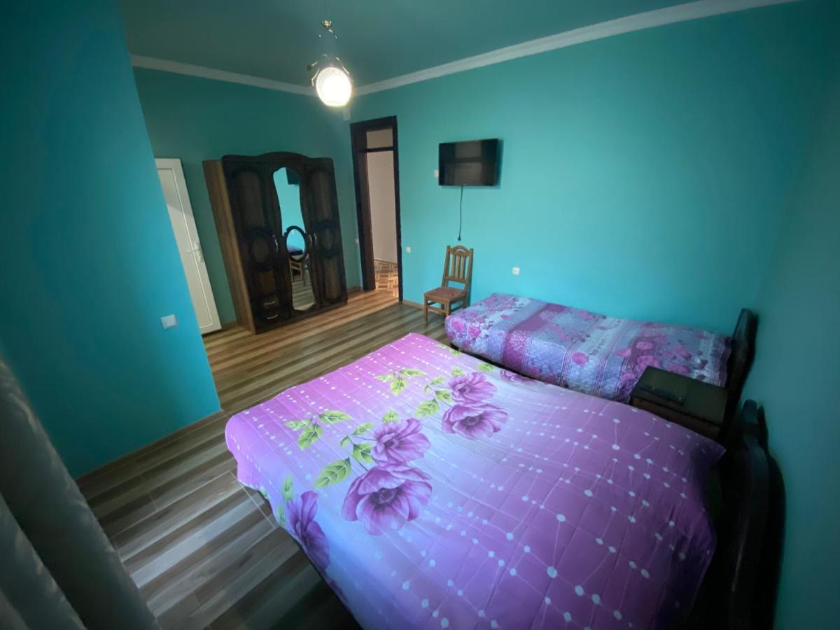Beliy Dom Hotel Kvariati Exterior photo